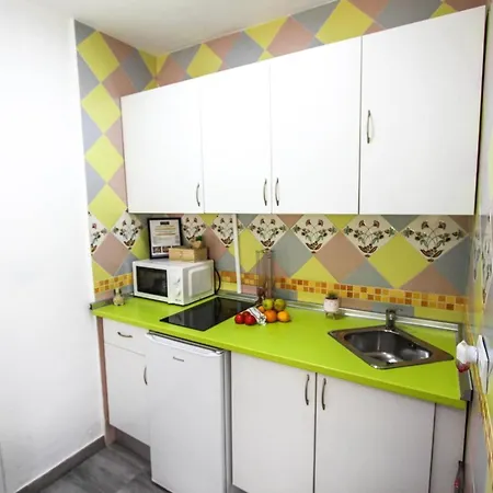 Apartment Estudio Jimena Calahonda En El Centro De *