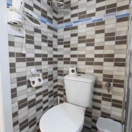 Apartment Estudio Jimena Calahonda En El Centro De *